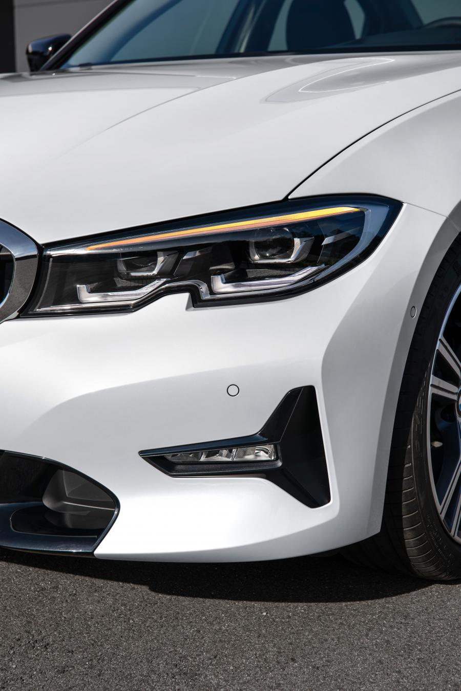 Детали экстерьера BMW 320d Sport Line (G20) 2019 года  (WW) (фото 26 из 311)